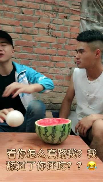 ps搞笑视频带你吃瓜,带你笑中带“瓜”,揭秘网络笑料背后的秘密