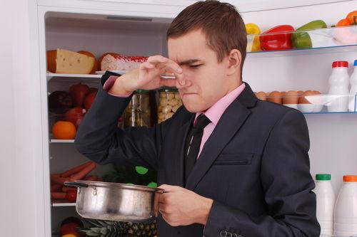 一口吃一个瓜的视频,揭秘短视频时代的传播魅力