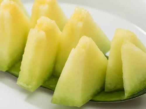 吃瓜吃瓤还是肉好吃呢视频,揭秘哪一口更美味