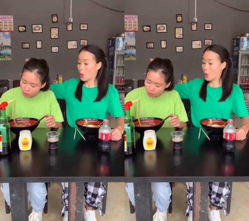 吃瓜姐妹花搞笑视频,带你领略欢乐无限